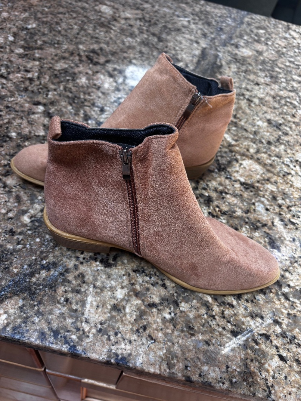 Beautiful Brand new Terra House boots
